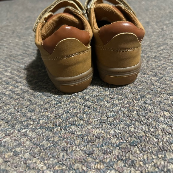 3 pairs of toddler boy shoes, never worn - Picture 12 of 13